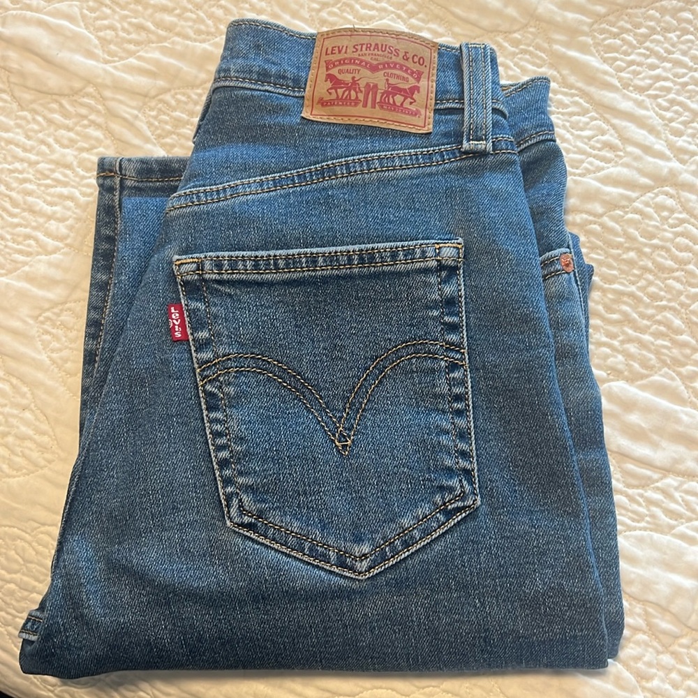 Levi’s Ribcage straight ankle jeans